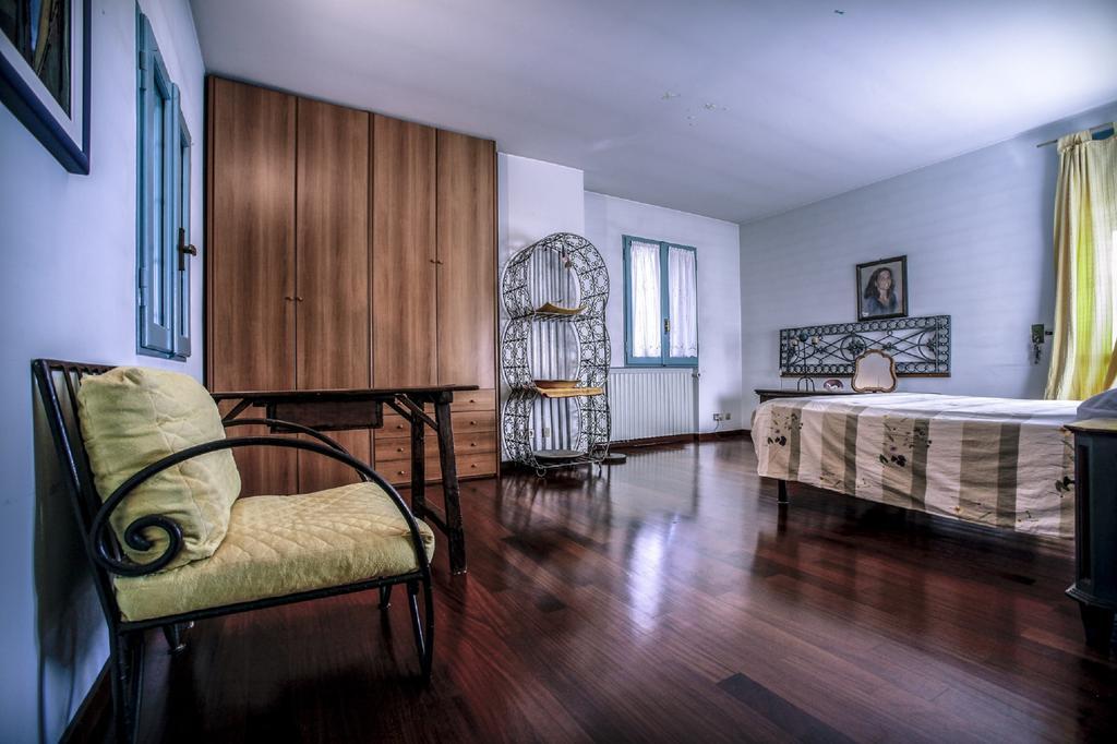 Agriturismo Il Mirabile Bed & Breakfast Трескоре Балнеарио Стая снимка